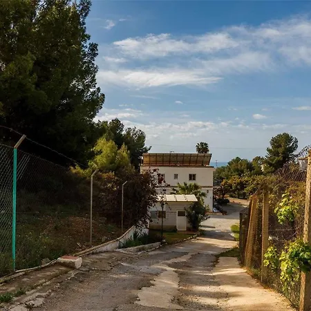 A&n 4 * Frigiliana