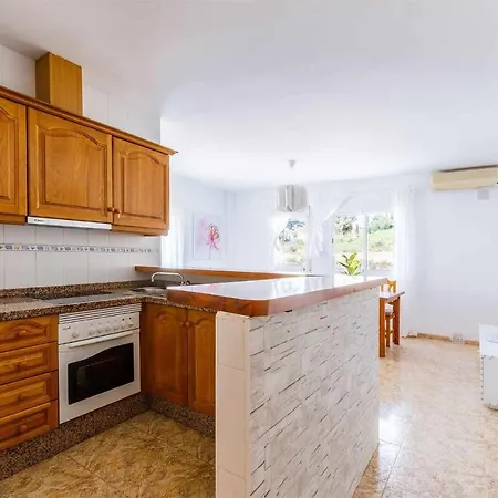 A&n 4 * Frigiliana