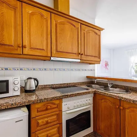 Apartment A&n 4 *